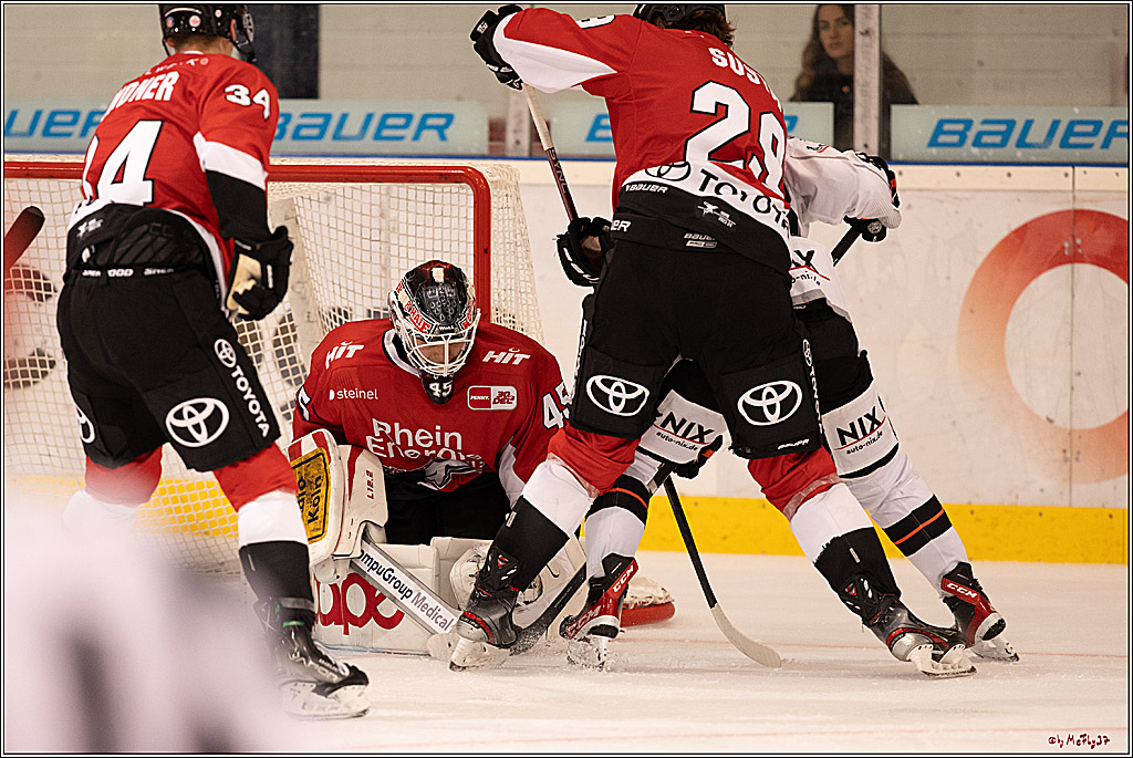 PENNY DEL 1. Testspiel Koelner Haie - Loewen Frankfurt; Koeln, 27.08.2023